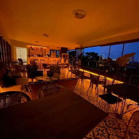 The Local Exclusive Oda ve Kahvaltı