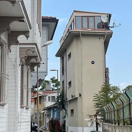 The Local Exclusive Oda ve Kahvaltı 3*