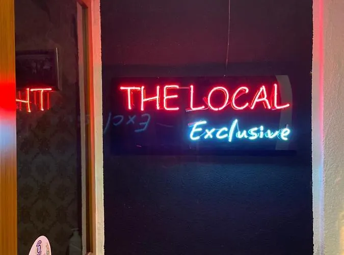 The Local Exclusive Frühstückspension 3*